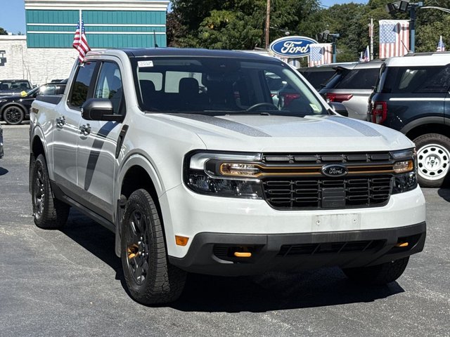 2023 Ford Maverick Lariat