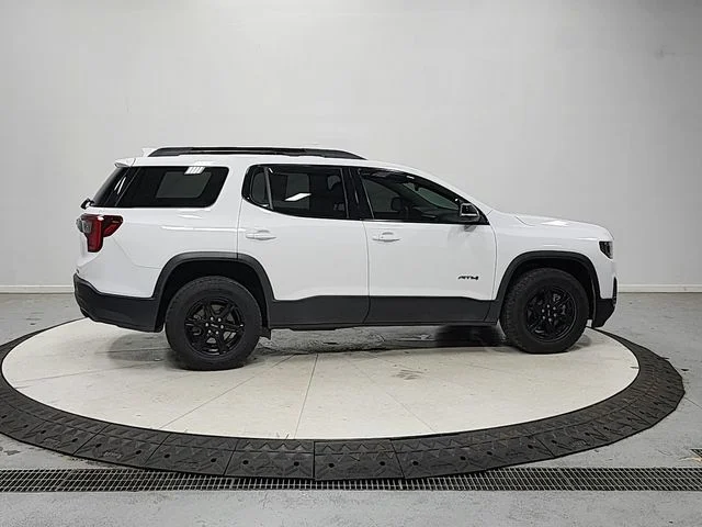 Used 2023 White GMC AT4 image 9