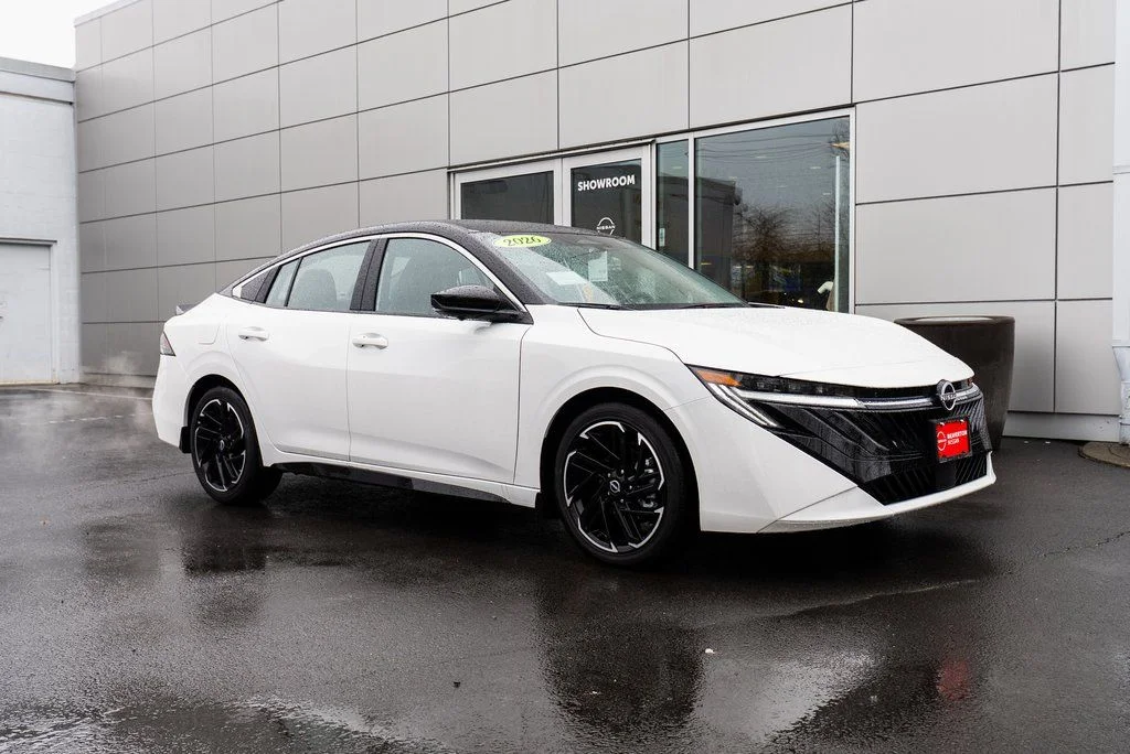 New 2026 Aspen White TriCoat / Super Black Two-tone Nissan SR image 29