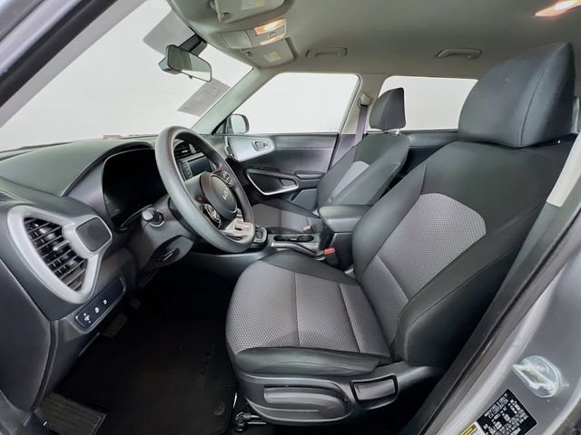 2024 Kia Soul LX - Photo 10
