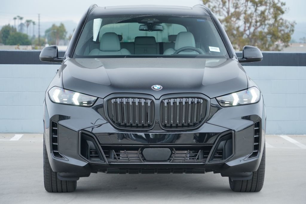 New 2026 Black Sapphire Metallic BMW xDrive40i image 2