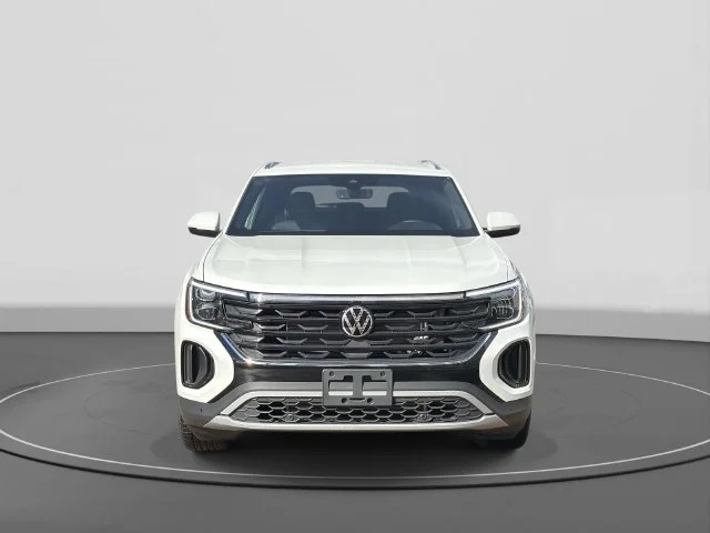 2026 Volkswagen Atlas Cross Sport photo 2