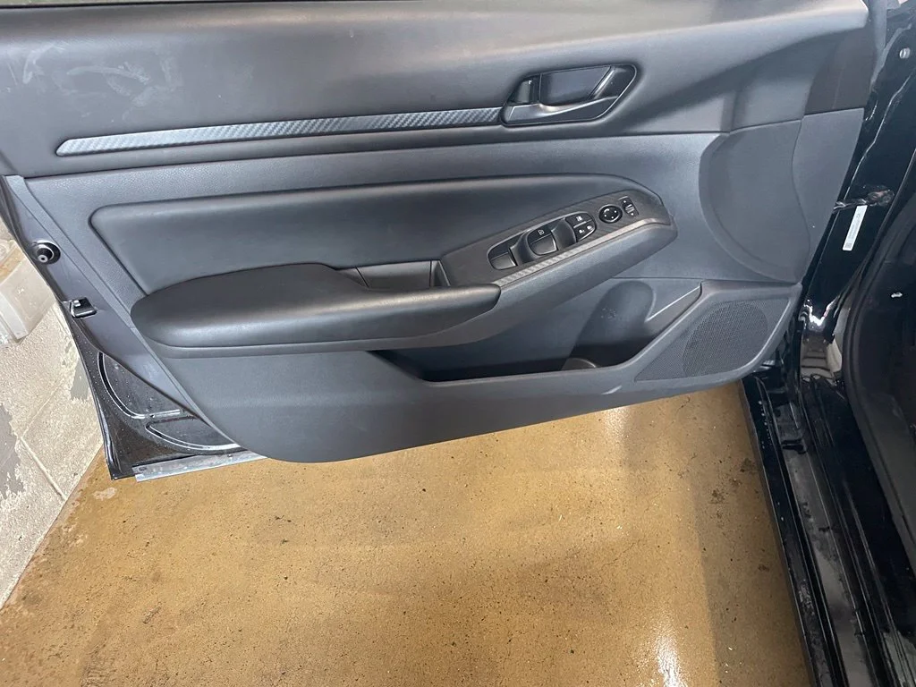 Certified Used 2025 Black Nissan 2.5 S image 9