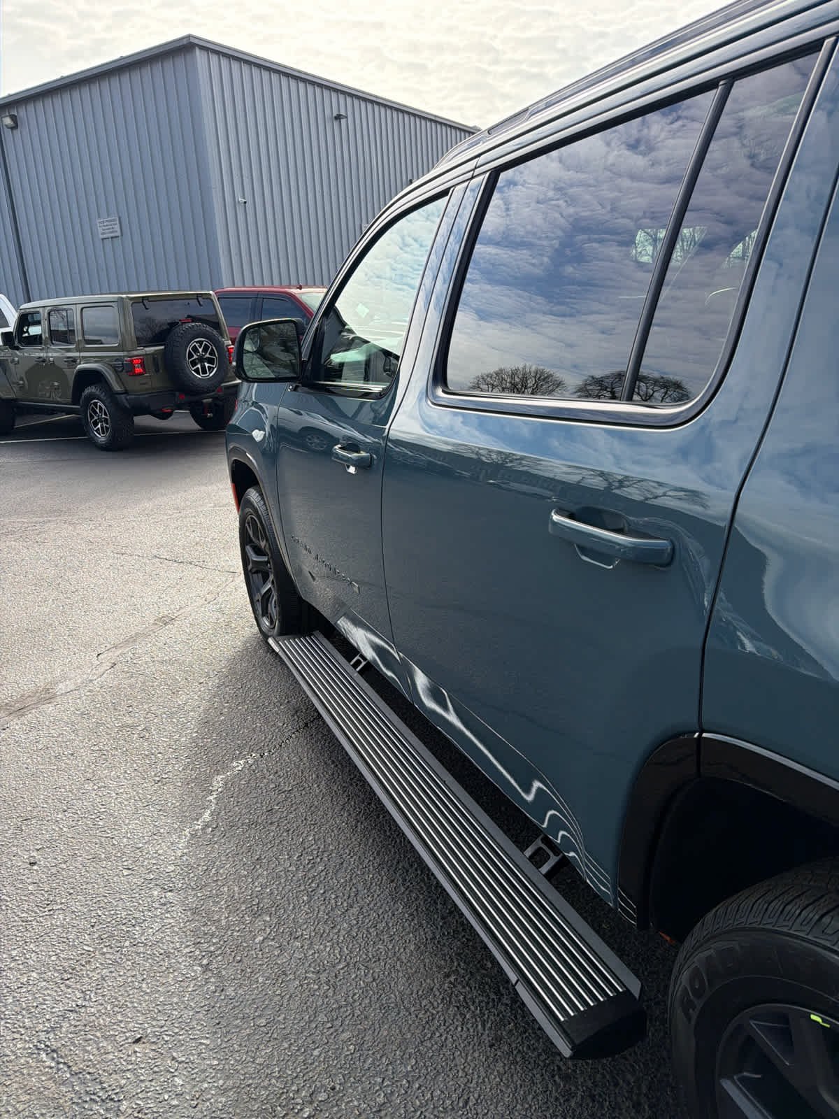 New 2026 Steel Blue Exterior Paint Jeep Limited Altitude image 17