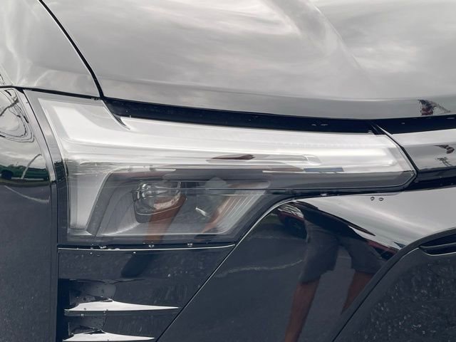New 2026 Black Chevrolet LT image 9