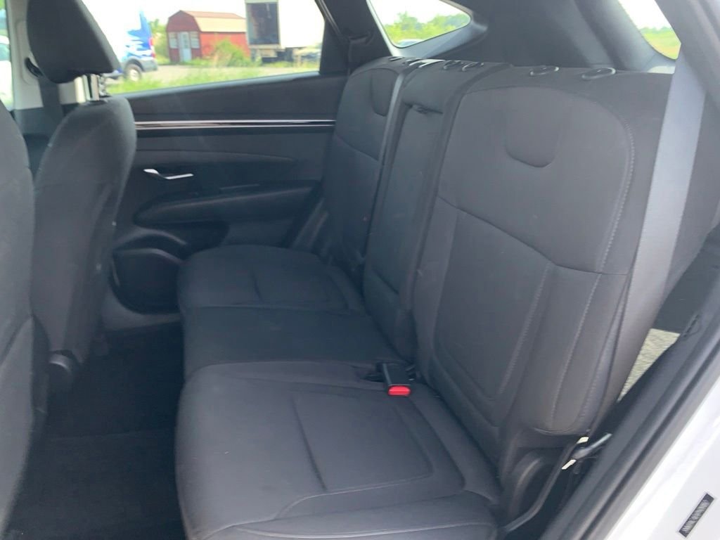 Used 2023 White Hyundai SE image 12