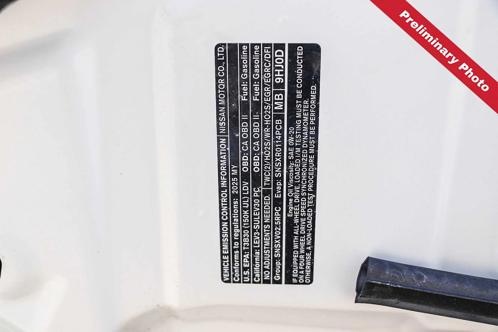Used 2025 Glacier White Nissan S image 21
