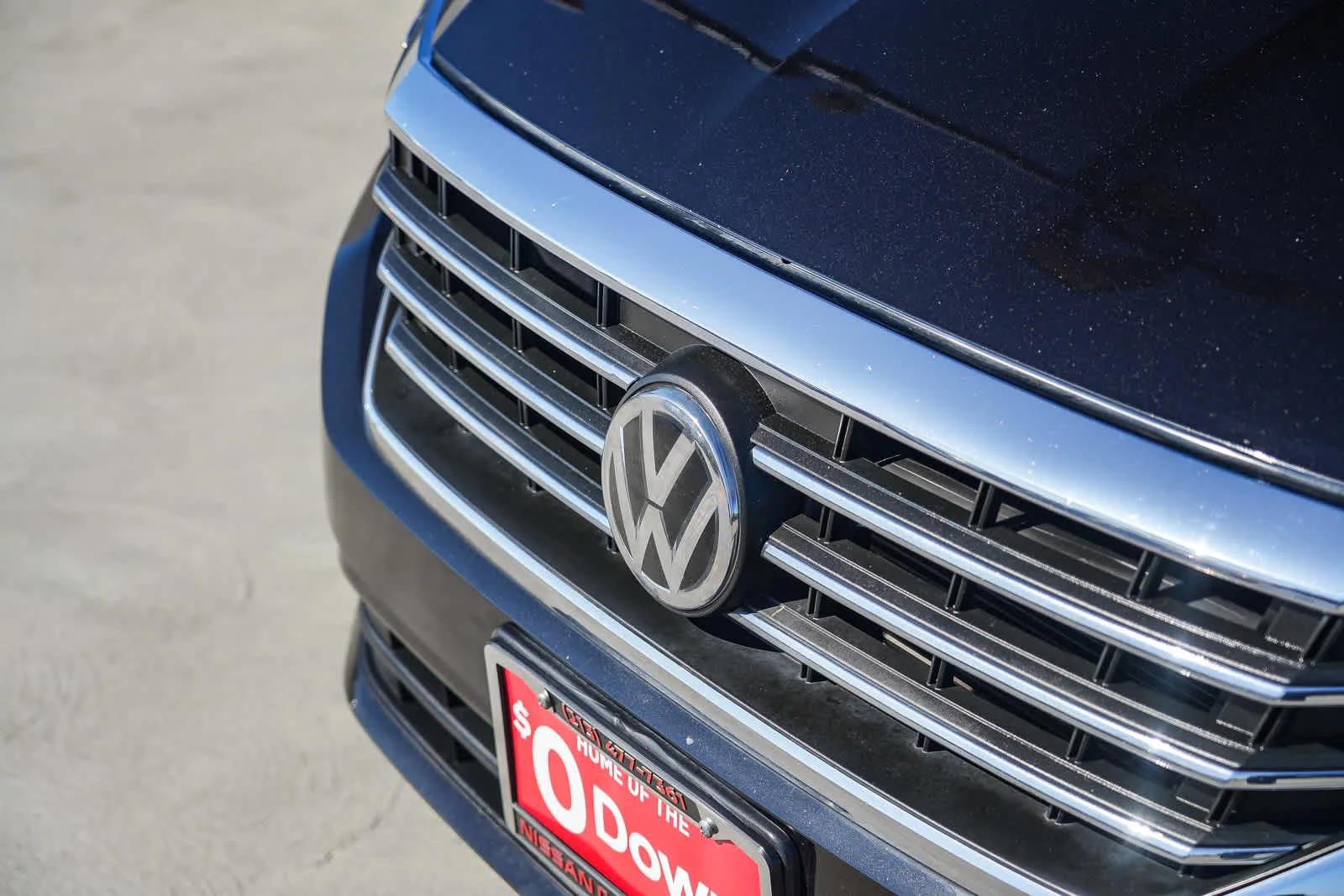 Used 2020  Volkswagen 2.0T SE image 3