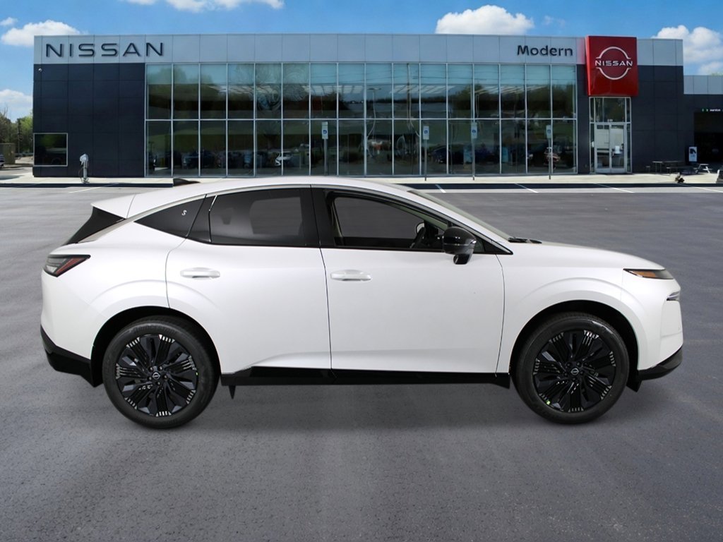 New 2026 Everest White Pearl Tricoat Nissan Platinum image 6