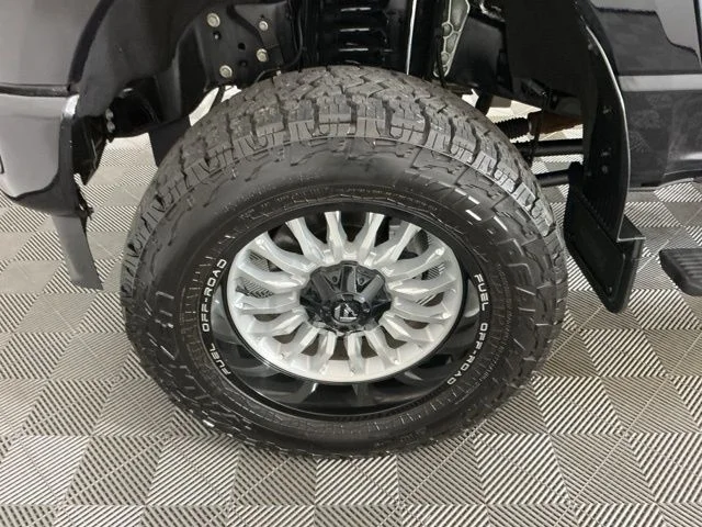 Used 2024  Ford Platinum image 36