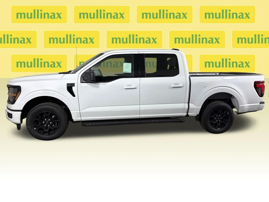 New 2026 White Ford XLT image 19