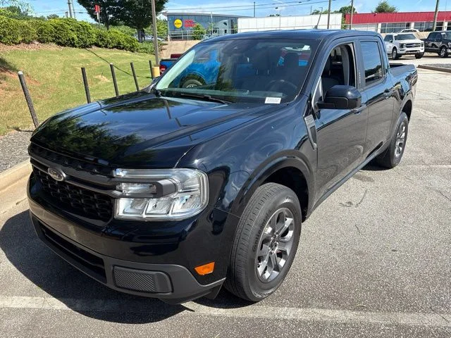 Used 2022 Black Ford XLT image 2