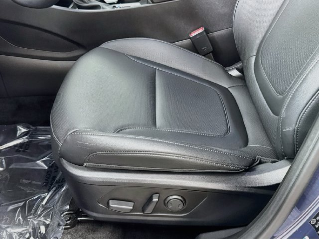Certified Used 2025 Blue Hyundai SEL Convenience image 31