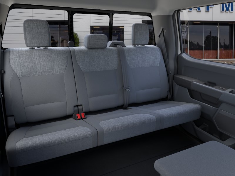 New 2026 Oxford White Ford F-250® XLT image 11