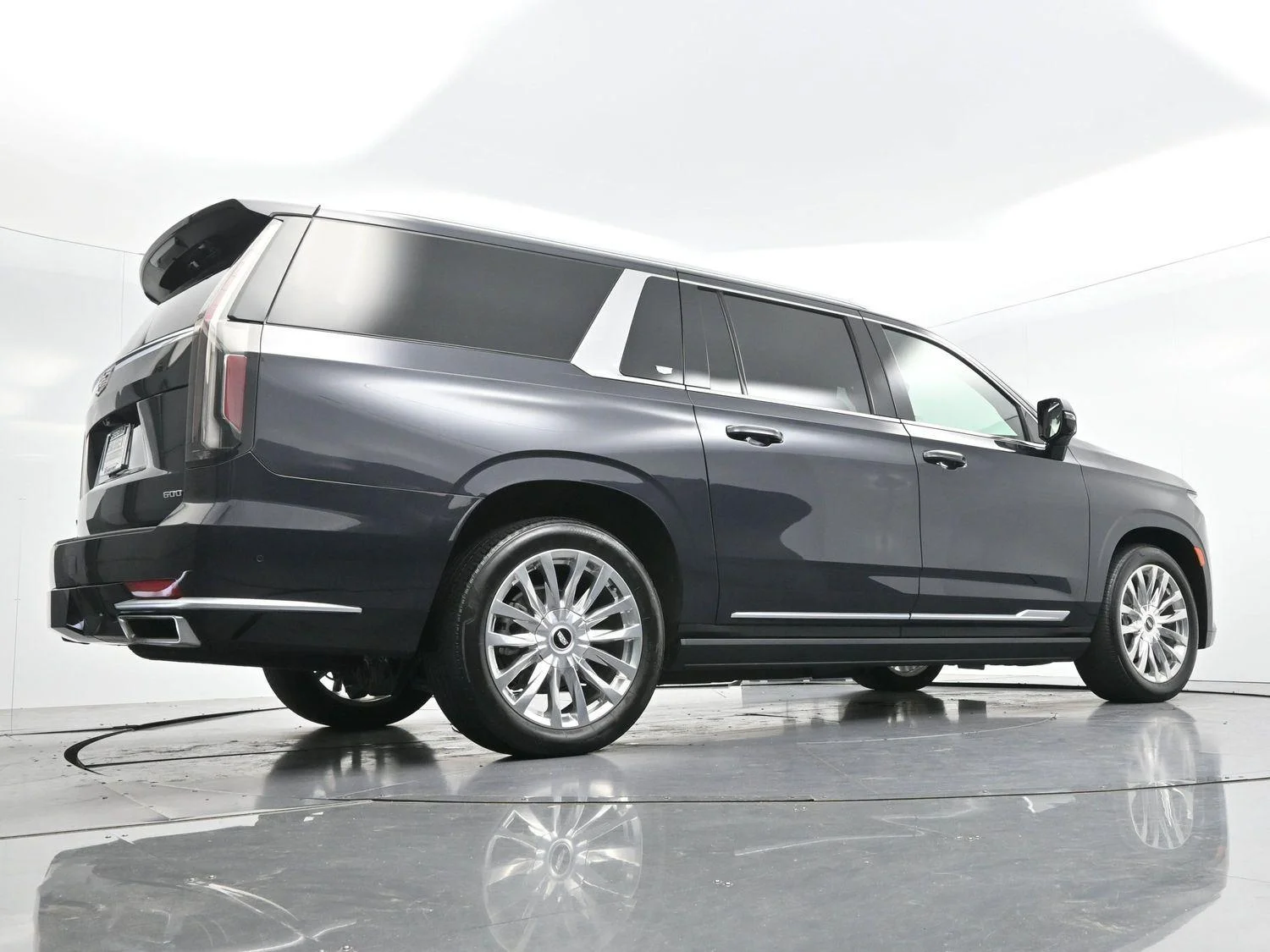 Used 2024 Galactic Gray Metallic Cadillac Premium Luxury Platinum image 57