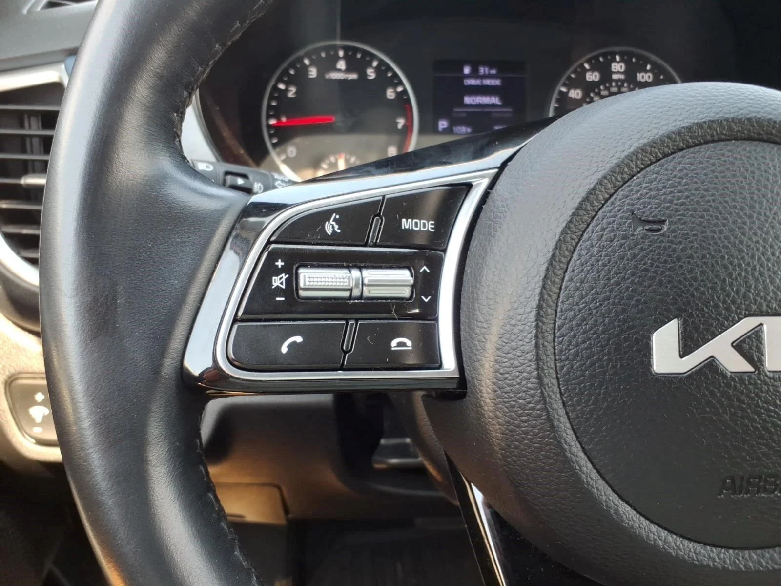 Used 2023 Mars Orange Kia Nightfall image 21