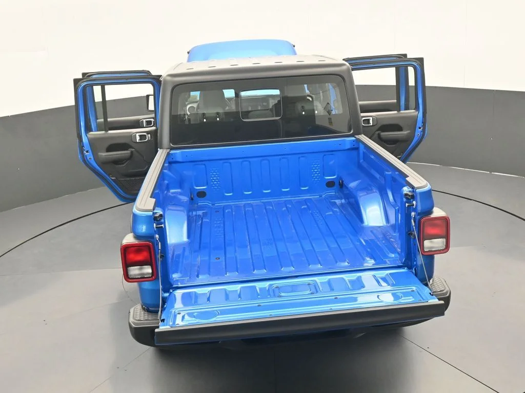 New 2026 Hydro Blue Pearl-Coat Exterior Paint Jeep Sport image 50