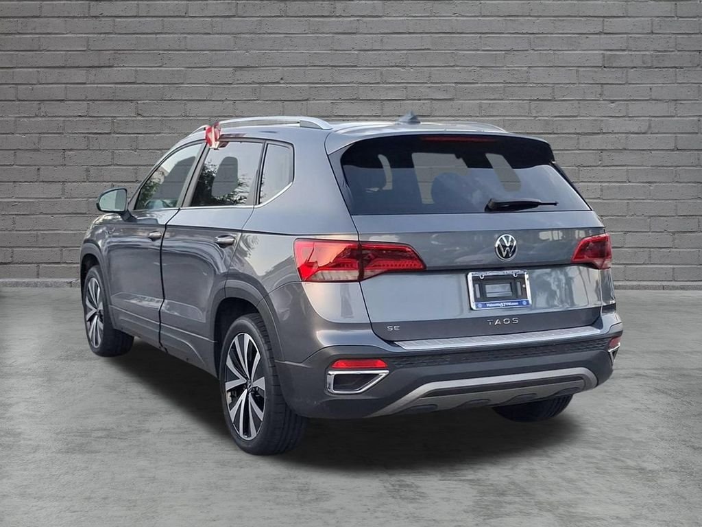 Certified Used 2022 Gray Volkswagen 1.5T SE image 5