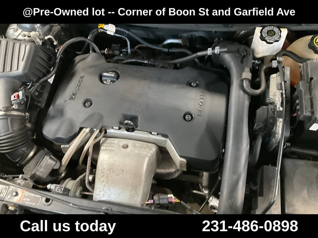 Used 2018 NIGHTFALL GRAY METALLIC Chevrolet LT image 10