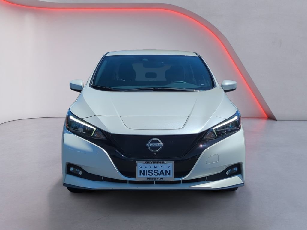 Used 2024 White Nissan SV Plus image 10