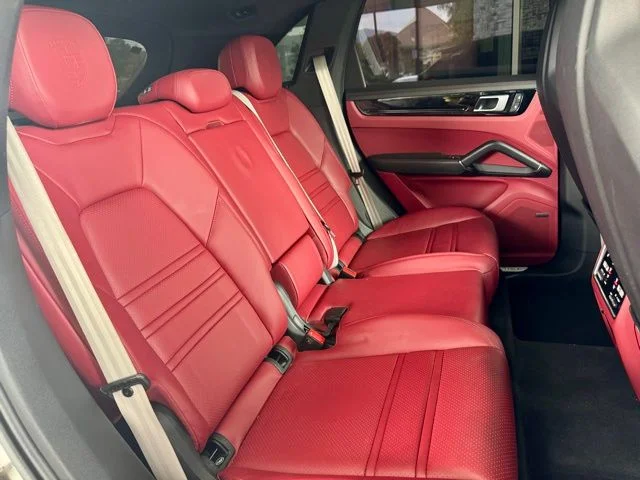 2022 Porsche Cayenne Platinum Edition - Photo 24
