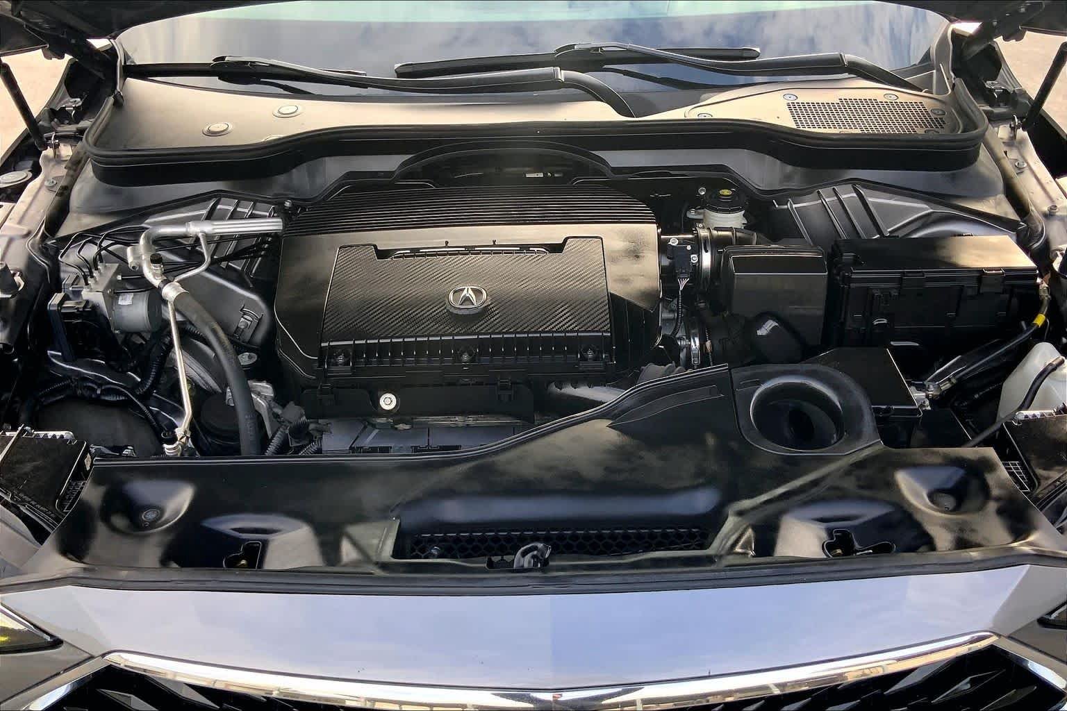 Used 2022 Liquid Carbon Metallic Acura  image 32