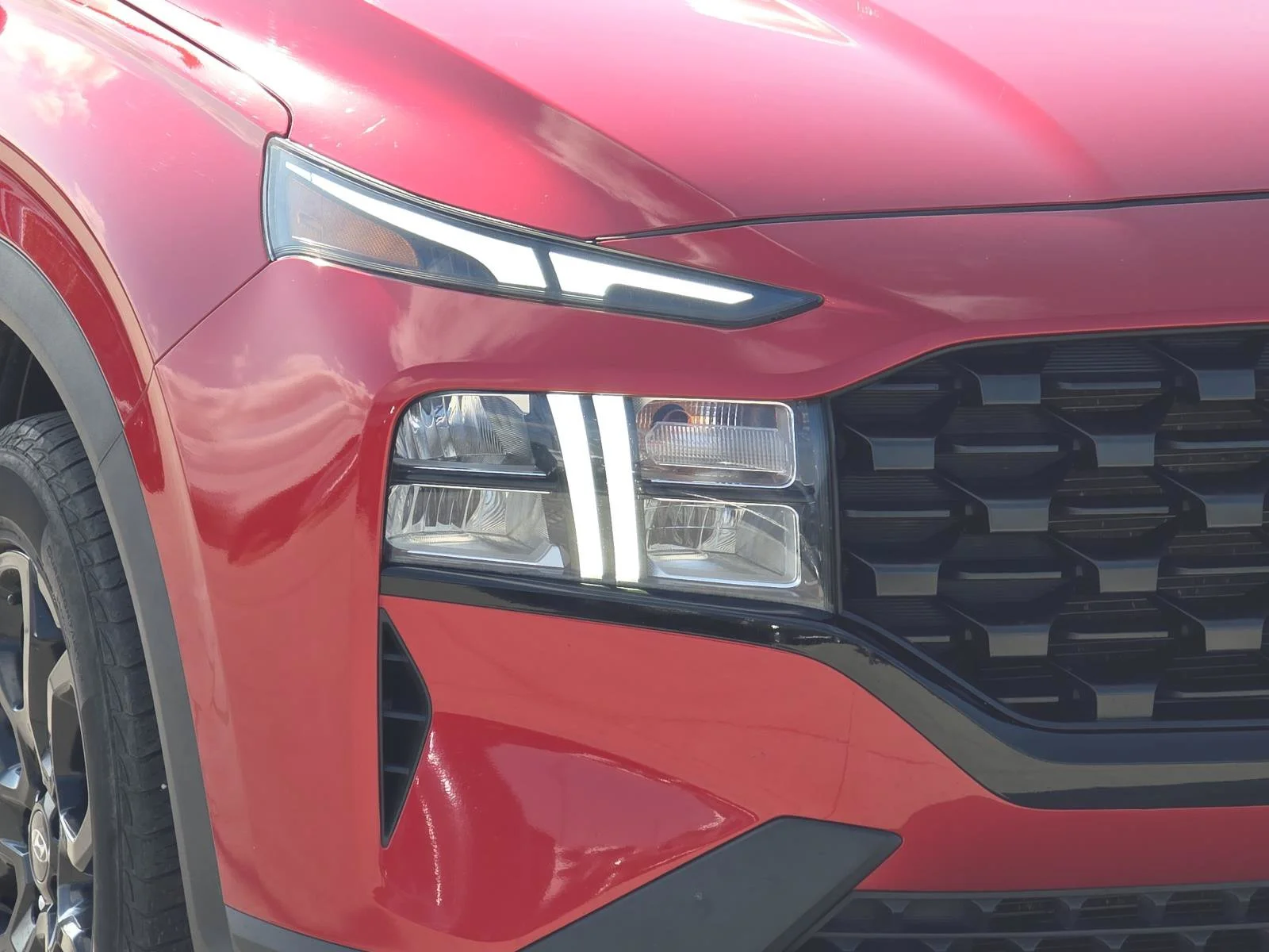 Used 2022 Calypso Red Hyundai XRT image 7