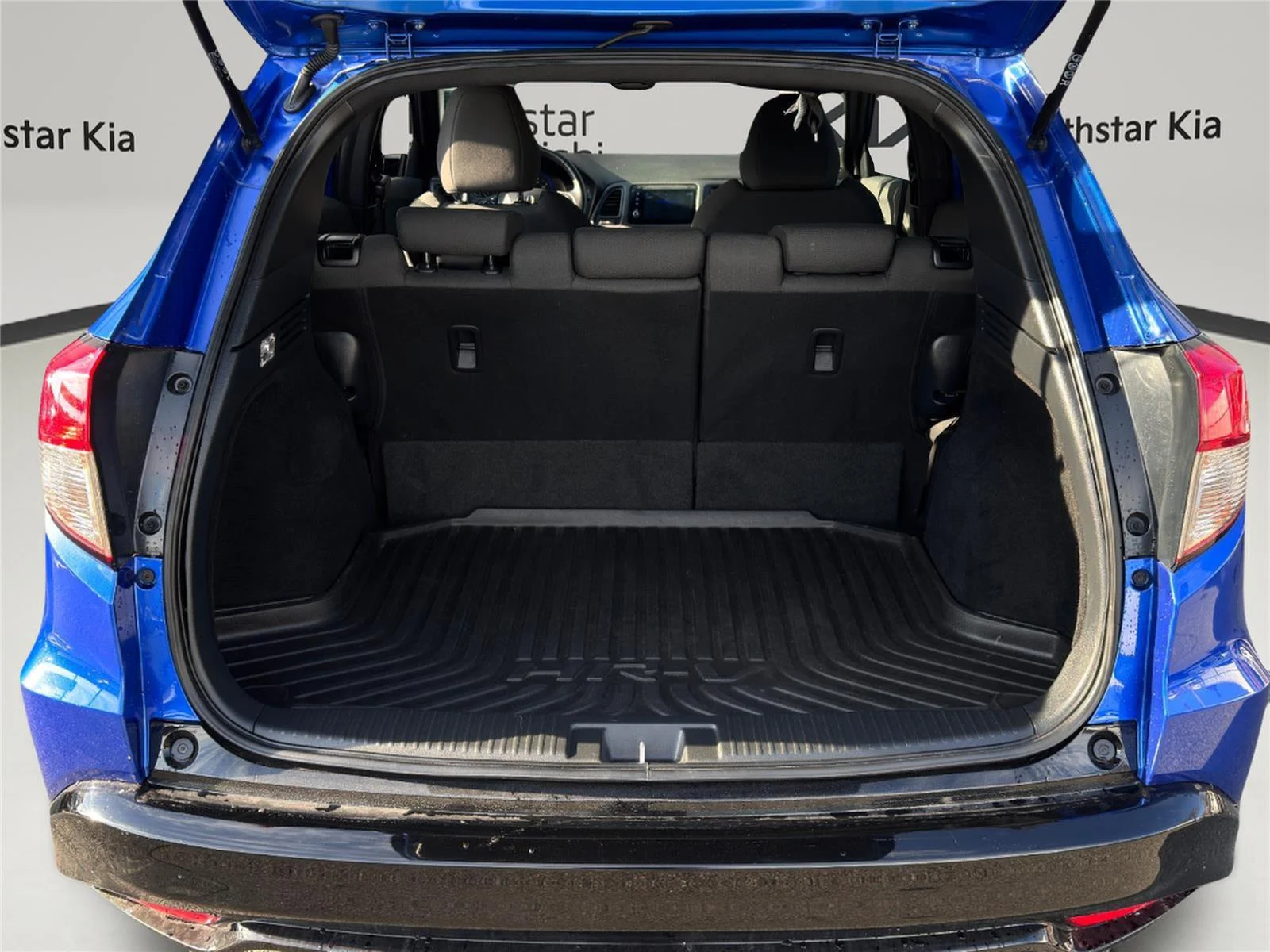 Used 2022 Aegean Blue Metallic Honda Sport image 25