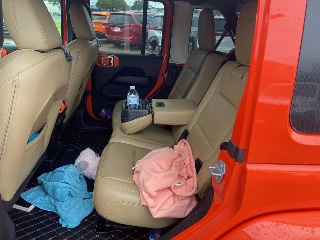 Used 2019 Orange Jeep Unlimited Sahara image 30