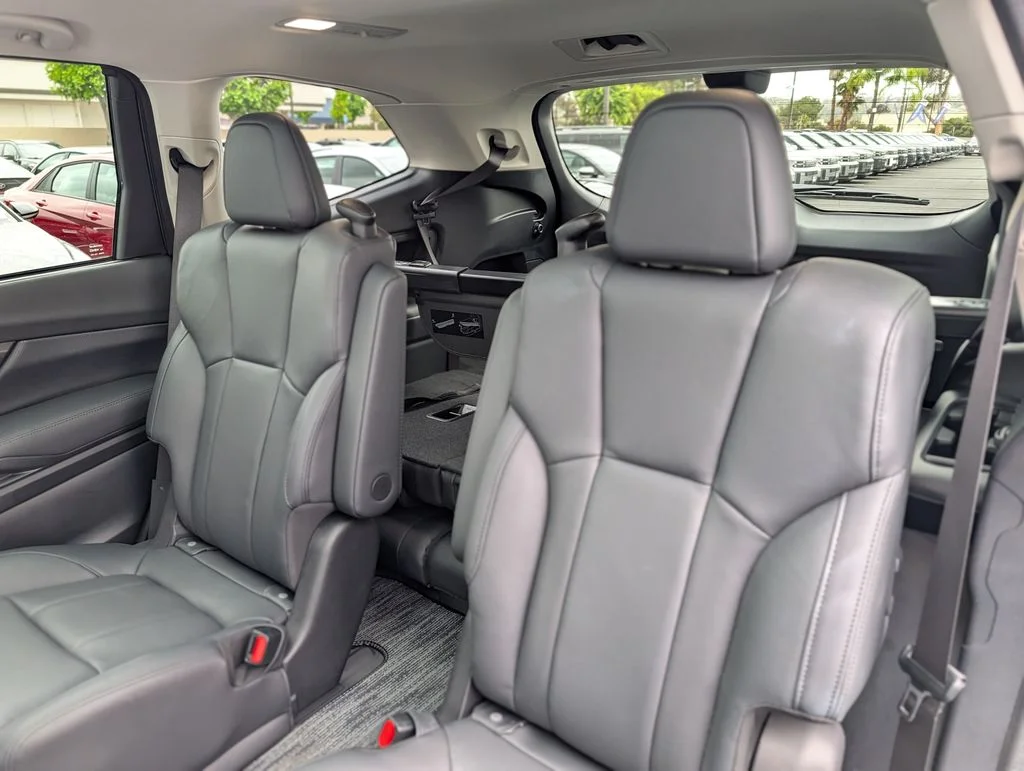 2026 Subaru Ascent Touring - Photo 16