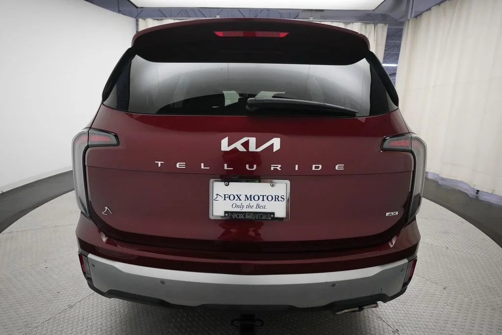 Used 2024 Red Kia EX image 25