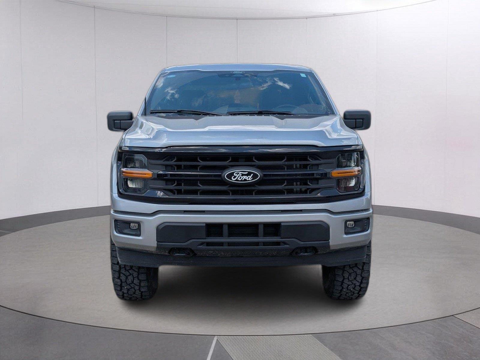 Used 2026 Iconic Silver Ford XLT image 10