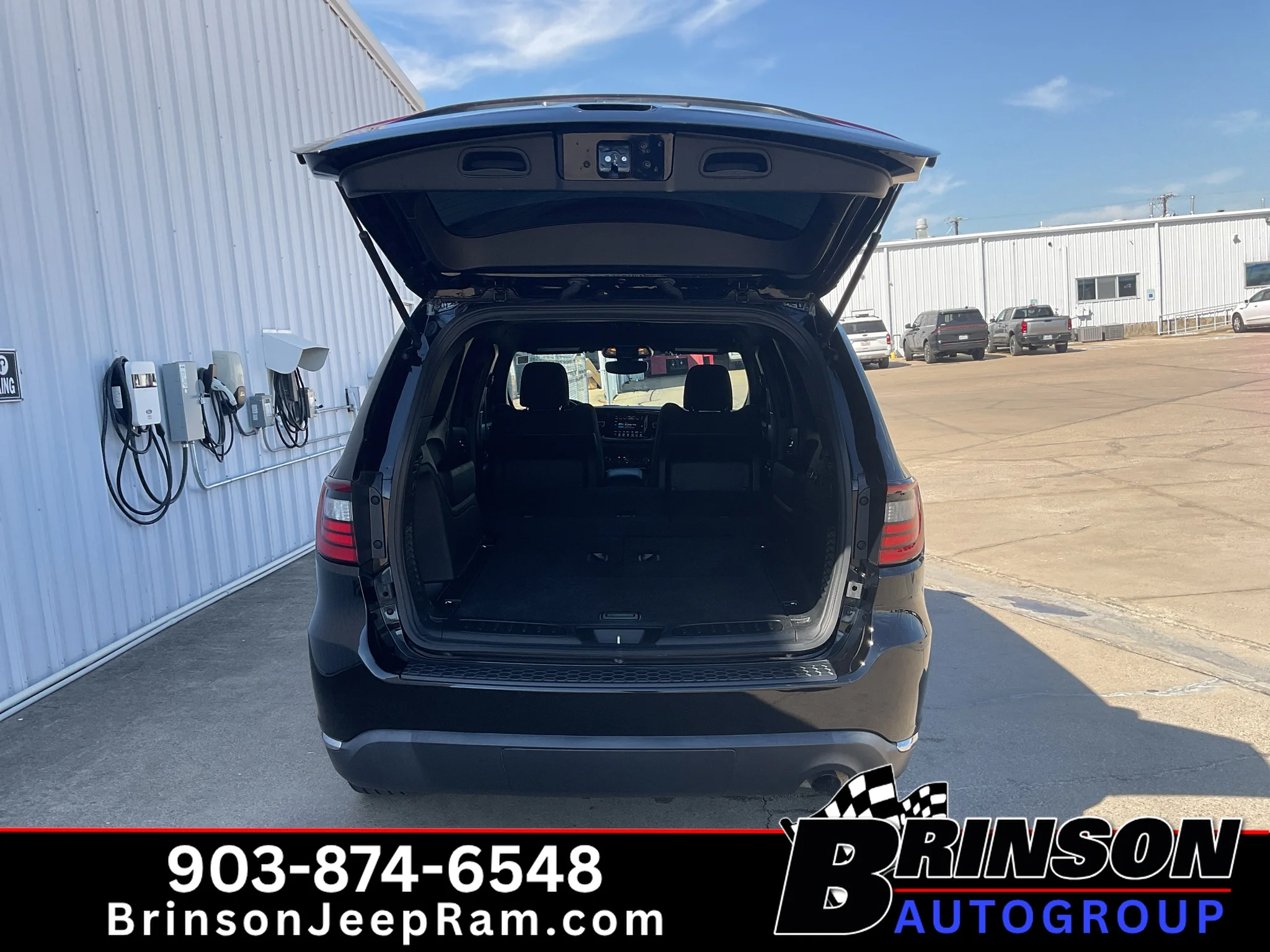 Used 2023 DB Black Clearcoat Dodge SXT image 11