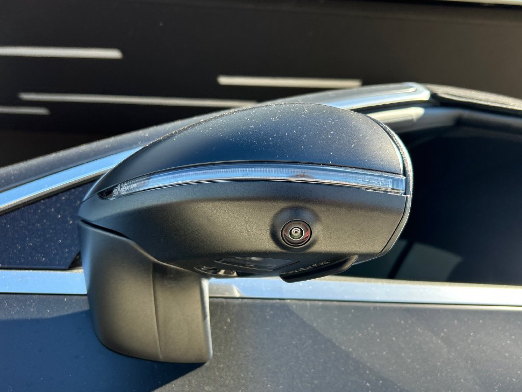 New 2027 MANUFAKTUR exclusive graphite grey magno Mercedes-Benz AMG® CLE 53 4MATIC+ Cabriolet image 28