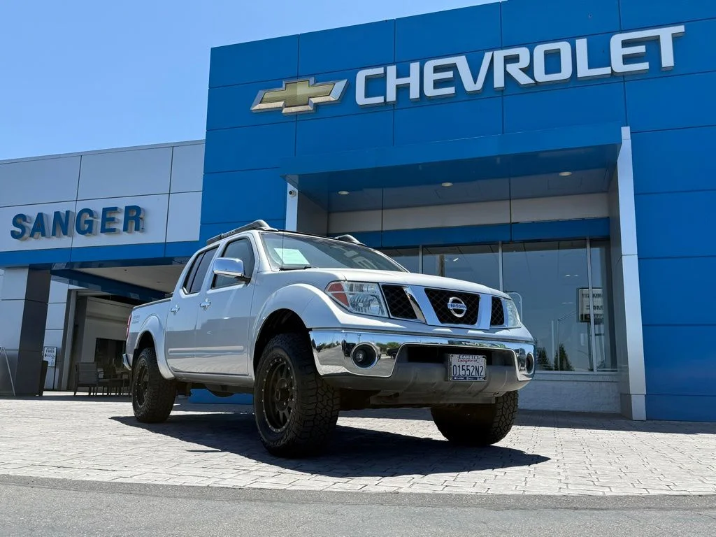 Used 2006 Silver Nissan NISMO Off-Road image 2