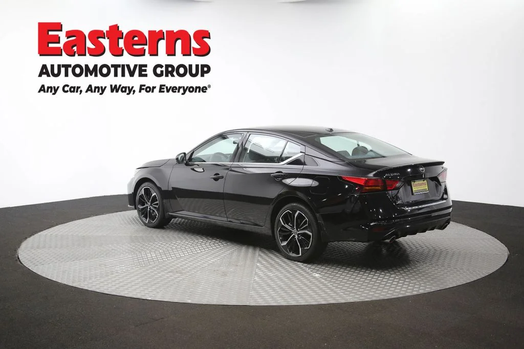 Used 2023 Black Nissan 2.5 SR image 67
