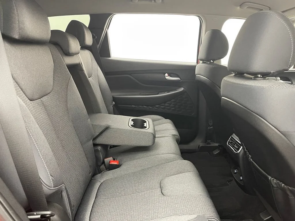 Used 2023 Red Hyundai SE image 32
