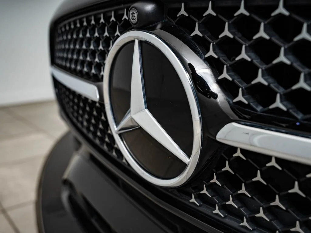 Used 2022 Black Mercedes-Benz C 300 image 3