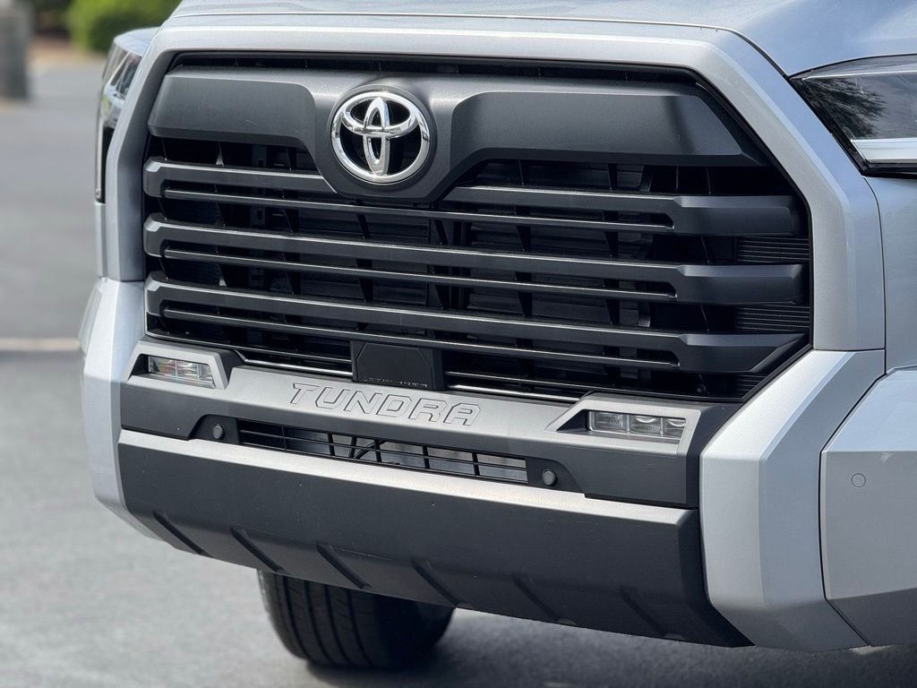 2026 Toyota Tundra SR5 - Photo 7