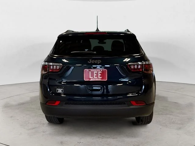 New 2026 Fathom Blue Pearl Coat Jeep LATITUDE ALTITUDE 4X4 image 5