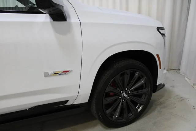 2026 Cadillac Escalade V-Series - Photo 44