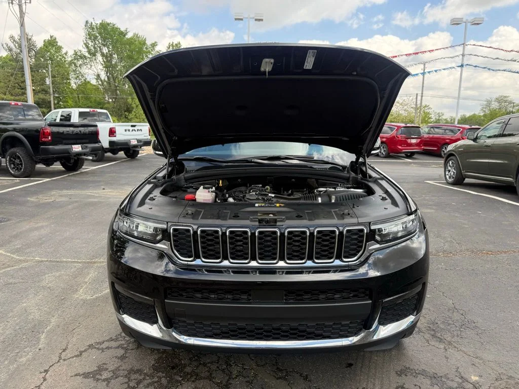 Used 2023 Black Jeep Limited image 59
