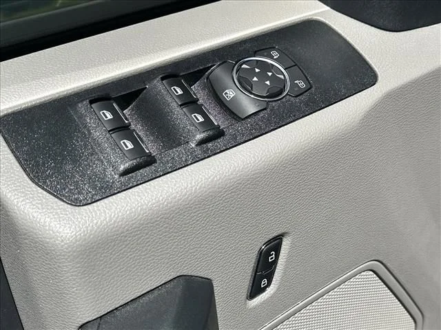 Used 2022 Gray Ford XL image 18