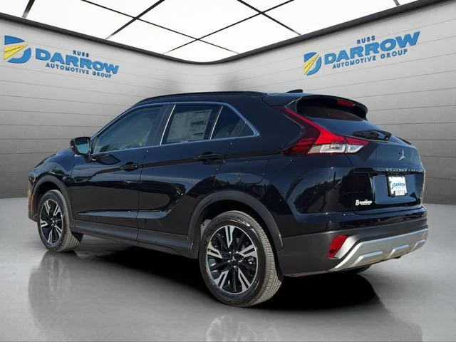 New 2026 Black Mitsubishi SE image 3
