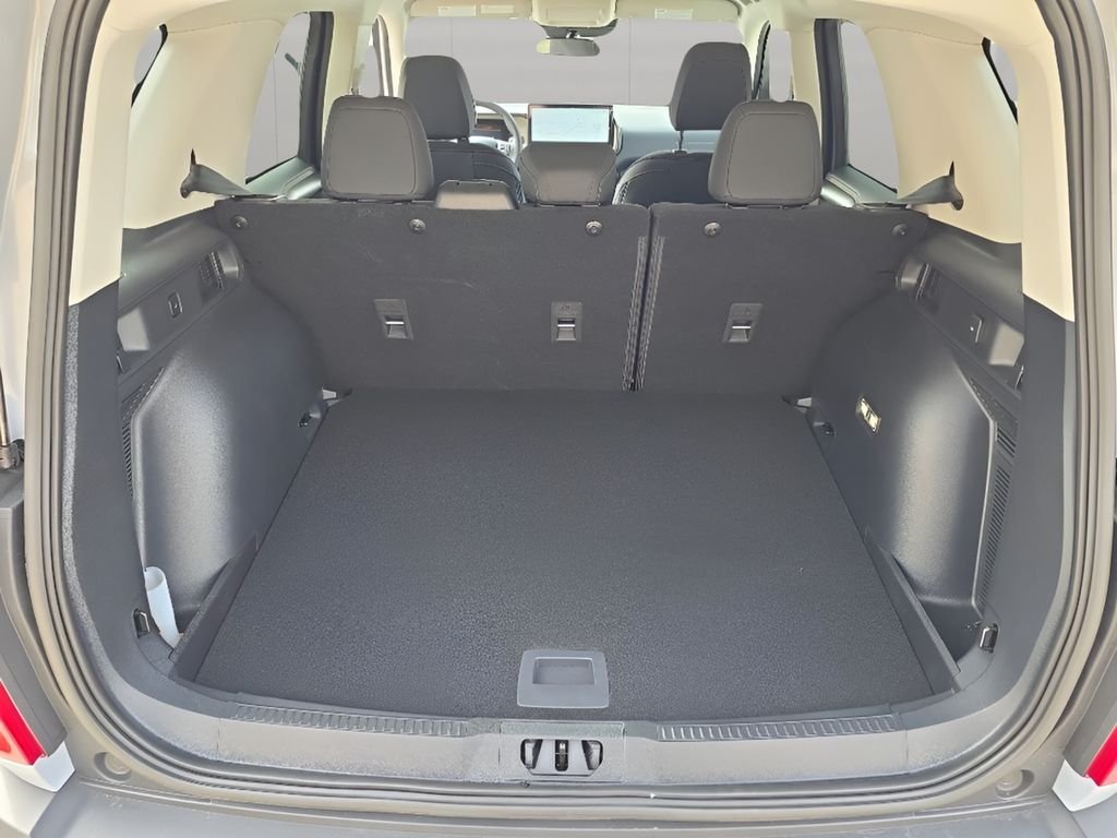 New 2026 Space White Metallic Ford Big Bend® image 31