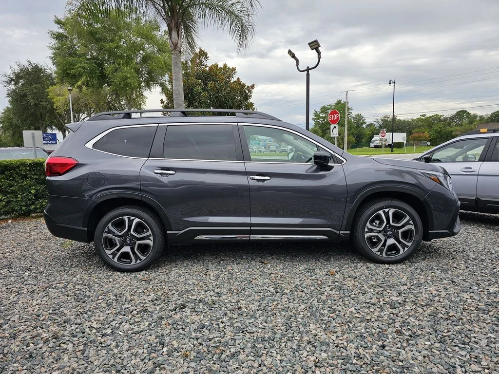 New 2026 MAGNETITE GRAY METALLIC Subaru Touring 7-Passenger image 2