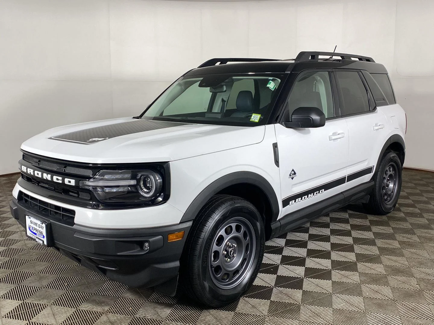 Used 2024 Oxford White Ford Outer Banks image 28
