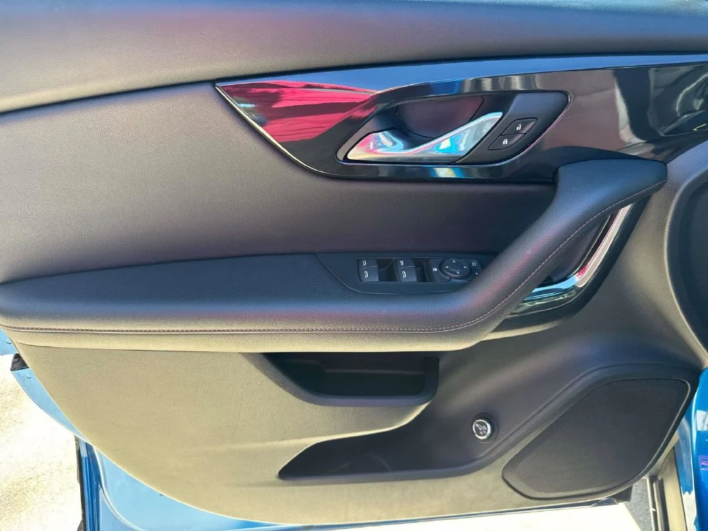 Used 2021 Blue Chevrolet RS image 36
