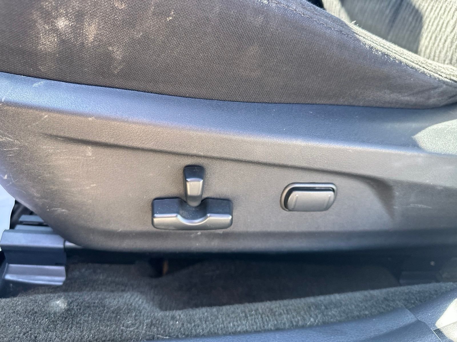 Used 2012 Gray Subaru 2.5i image 13