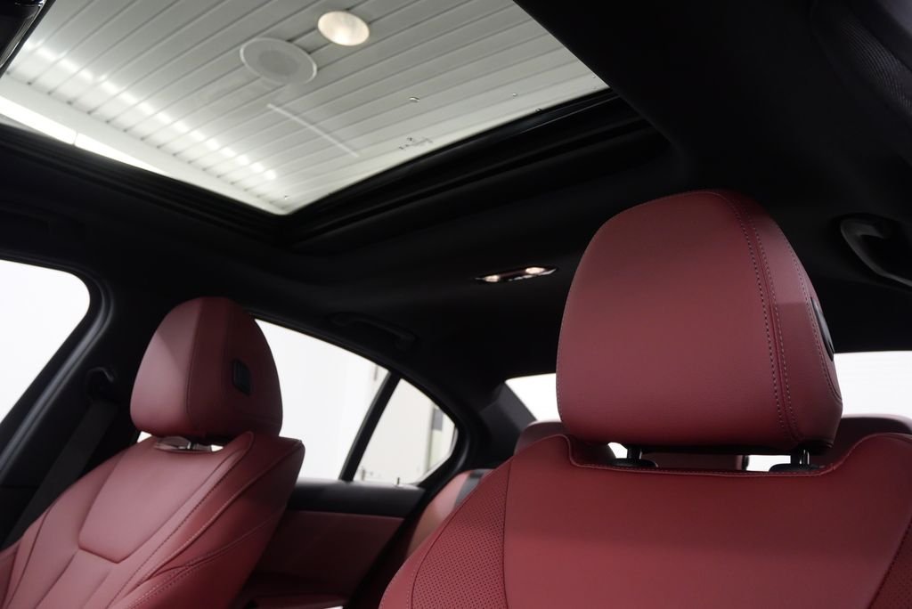 2025 BMW 3 Series 330i - Photo 13